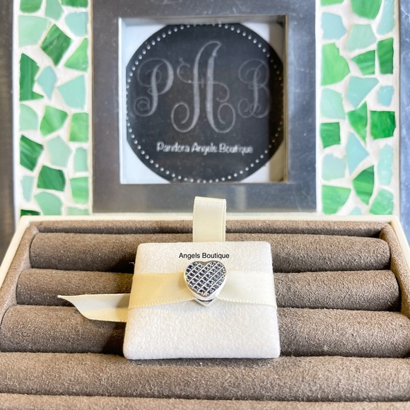 Pandora Reflexions Blue Pave Heart Clip - Picture 3 of 4